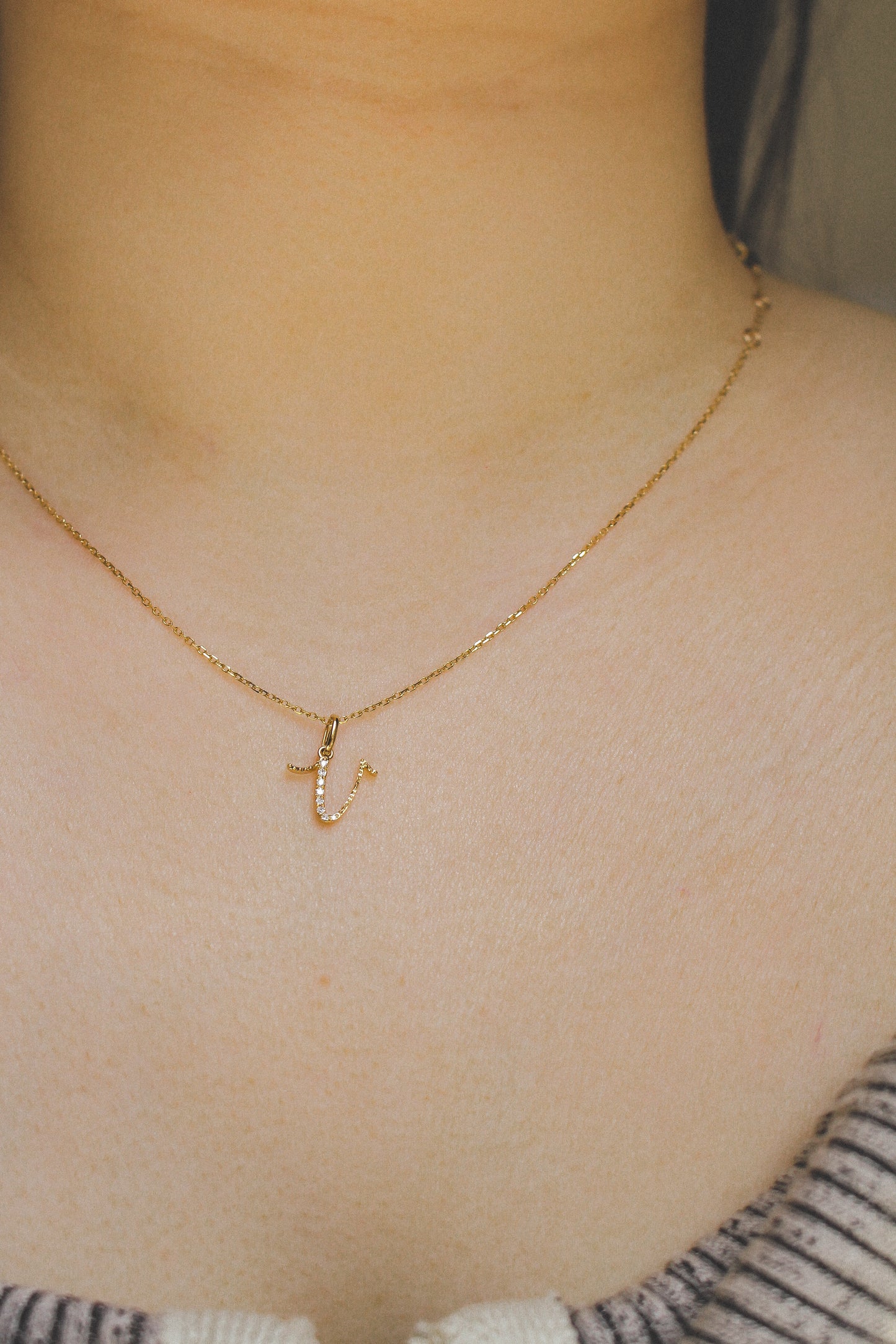 Audrey Diamond Initial Pendant (Medium)