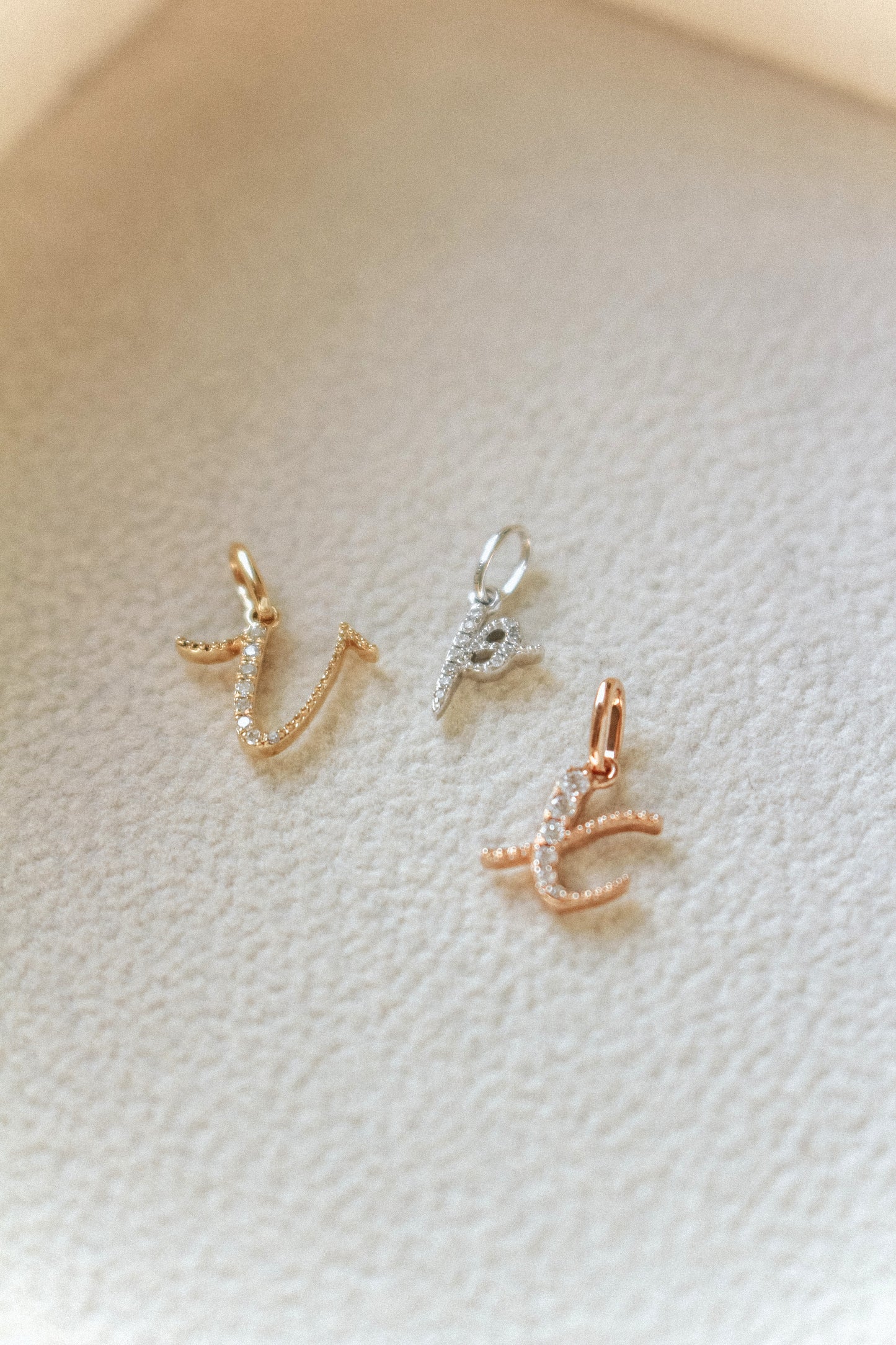 Audrey Diamond Initial Pendant (Medium)