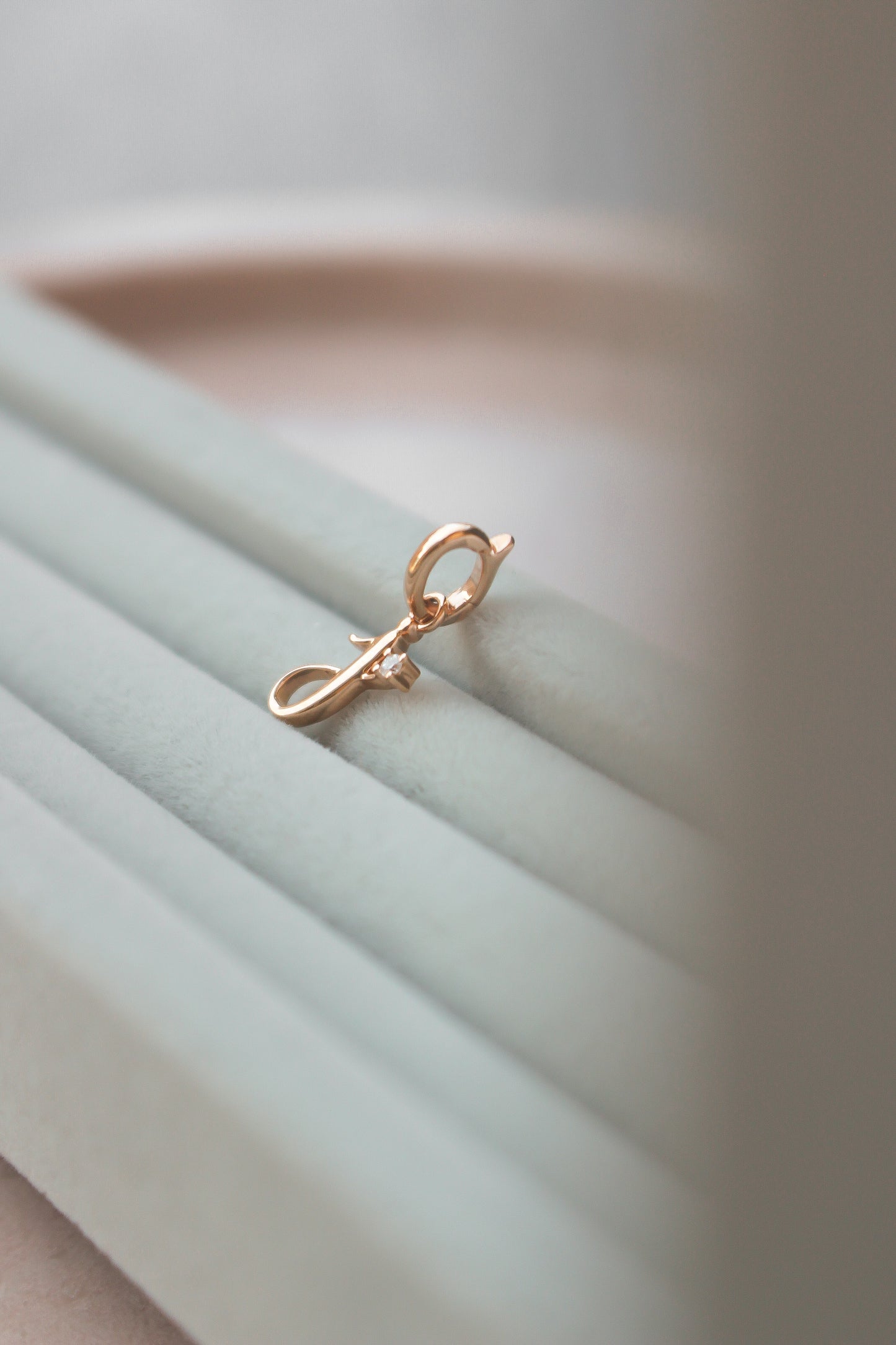 Avery Gold Initial Pendant with Tiny Diamond (Medium)