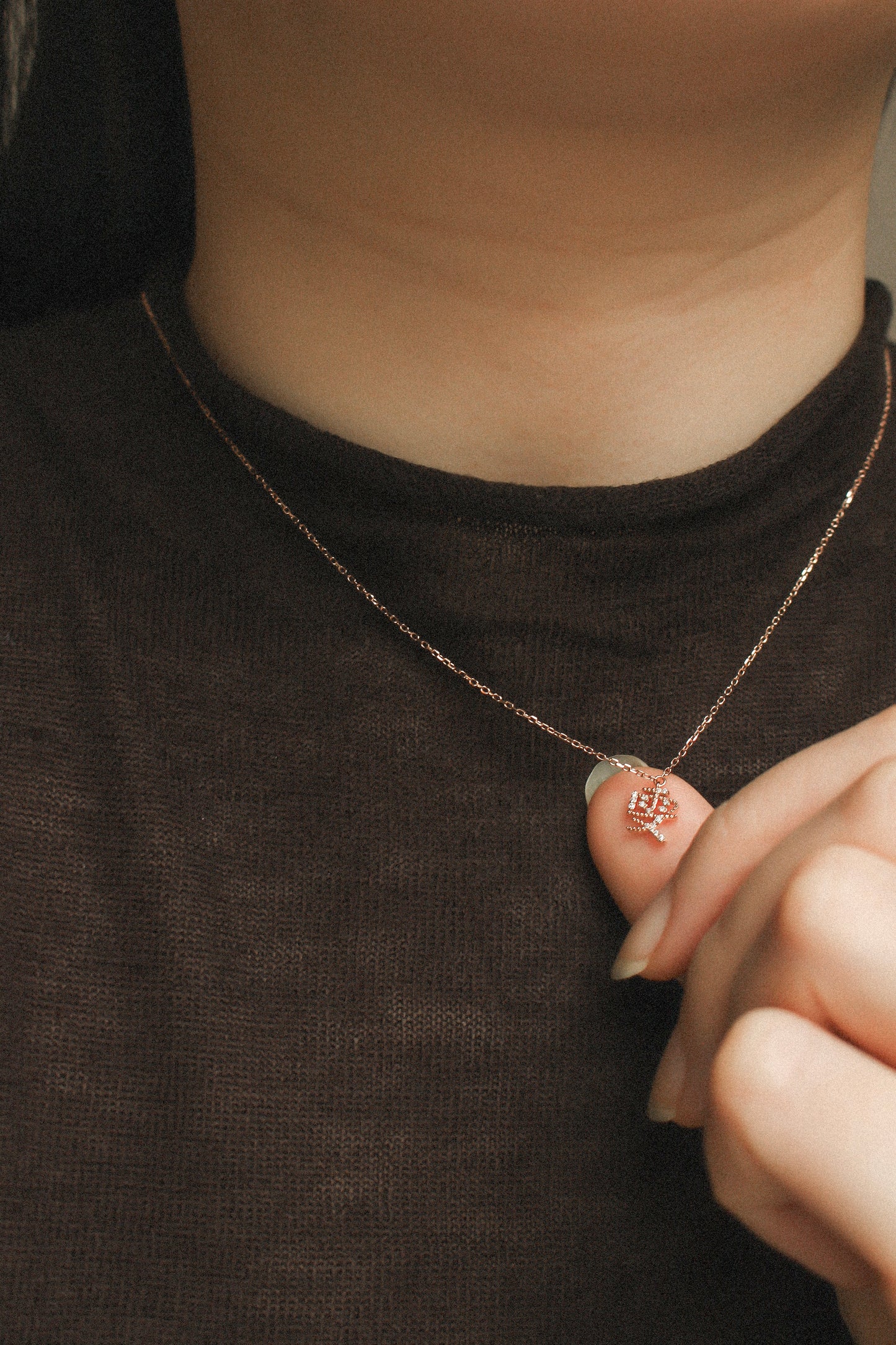 The Diamond Mini 字 Necklace