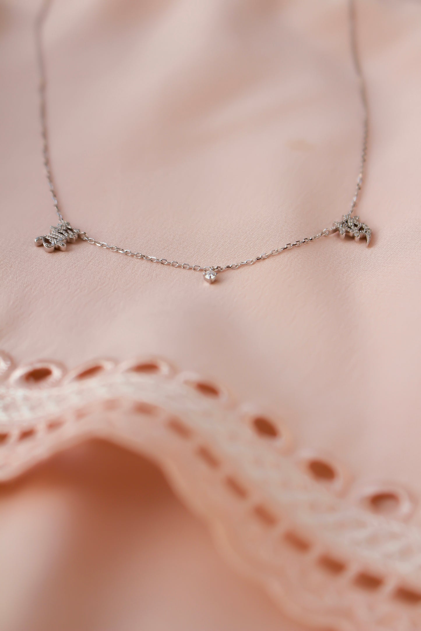 Twogether Diamond Mini 字 Necklace